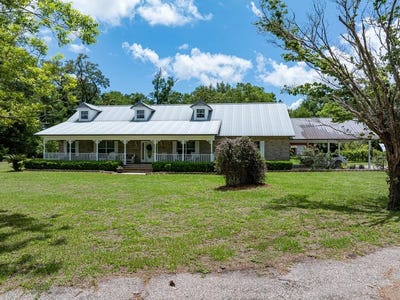 /international/us/8378-264th-st-branford-fl-110106473261/
