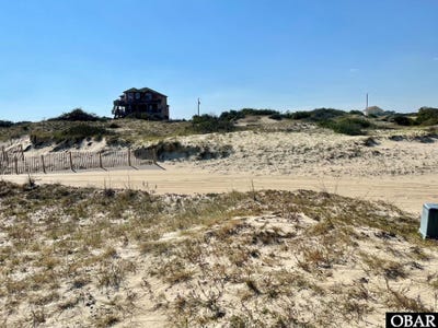 /international/us/1936-sandfiddler-road-corolla-nc-110120613875/