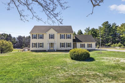 /international/us/117-mclellan-road-gorham-me-110107724323/
