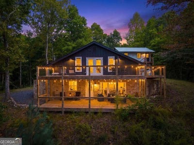 /international/us/3160-morrow-rd-murphy-nc-110110362214/