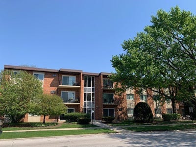 /international/us/9721-s-keeler-avenue-oak-lawn-il-110107535668/