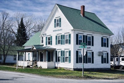/international/us/14-glover-road-barton-vt-110107463948/