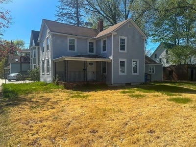 /international/us/120-hampden-st-west-springfield-ma-110106379620/