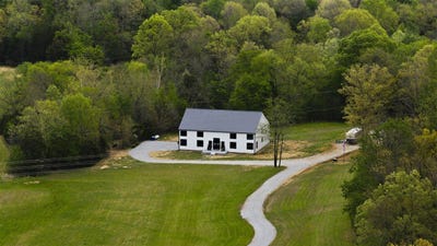 /international/us/1294-edwards-road-russellville-ky-110107205873/