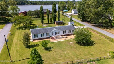 /international/us/190-riverview-drive-hertford-nc-110107994072/