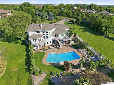 /international/us/1119-ponderosa-drive-fremont-ne-110108503234/