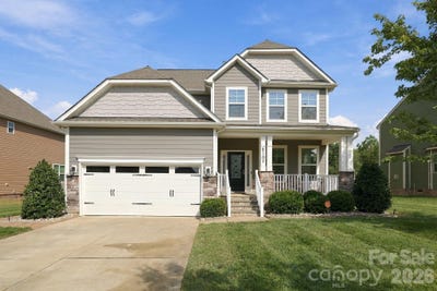 /international/us/2107-balting-glass-drive-indian-trail-nc-110119993988/