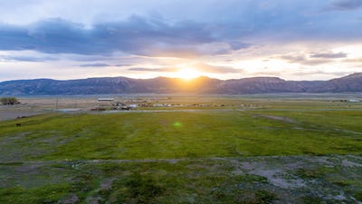 /international/us/1325-e-6248-north-ephraim-ut-110105415303/
