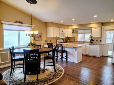 /international/us/930-cypress-ct-lewiston-id-110106692313/