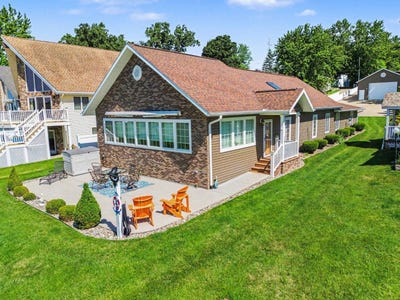 /international/us/16639-lakeview-drive-vandalia-mi-110109139631/
