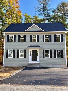 /international/us/12-shawsheen-rd-billerica-ma-110120549600/