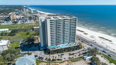 /international/us/2060-beach-boulevard-biloxi-ms-110100694368/