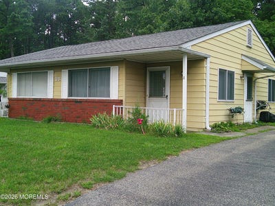 /international/us/28-a-maine-avenue-whiting-nj-110109616017/