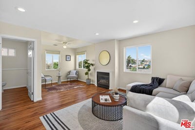 /international/us/3736-city-terrace-dr-los-angeles-ca-110107877041/