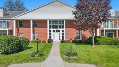 /international/us/700-south-dakota-ave-unit-101-ames-ia-110099262855/