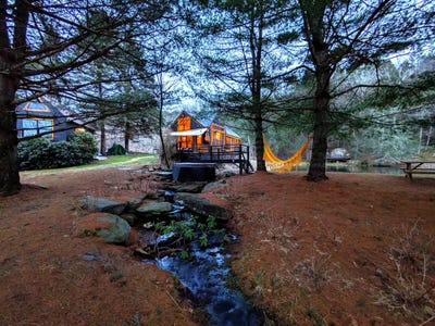 /international/us/226-crystal-meadows-rd-downsville-ny-110106770287/