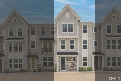 /international/us/8923-gateway-heights-richmond-heights-mn-110102478076/