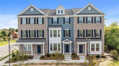 /international/us/170-freeman-drive-hampton-va-110107998203/