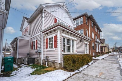 /international/us/132-s-7th-st-indiana-boro-pa-110104626391/
