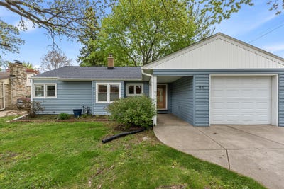 /international/us/811-n-hine-ave-waukesha-wi-110107841177/