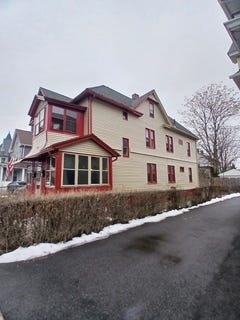 /international/us/32-wendell-pl-springfield-ma-110106342507/