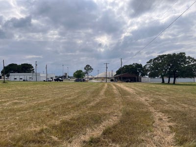 /international/us/valley-forge-comanche-tx-110108230346/