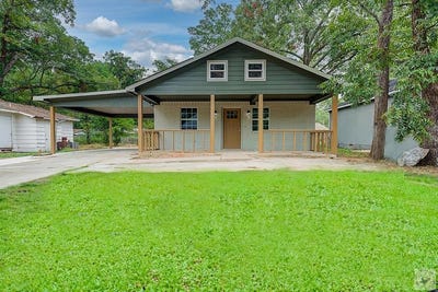 /international/us/2004-main-st-texarkana-tx-110108638881/