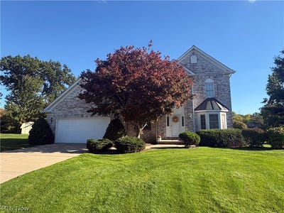 /international/us/19457-stony-point-drive-strongsville-oh-110120106299/