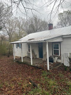 /international/us/116-sycamore-street-brookneal-va-110106525110/