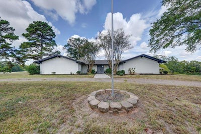 /international/us/339-county-road-4315-naples-tx-110103129751/