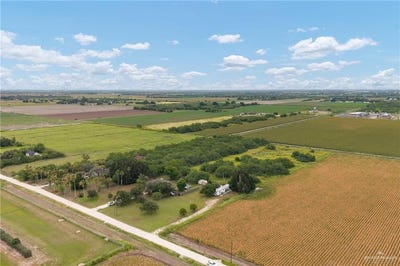 /international/us/26813-n-solis-road-la-feria-tx-110100195747/