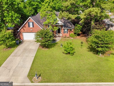 /international/us/109-quinelle-drive-perry-ga-110107440410/