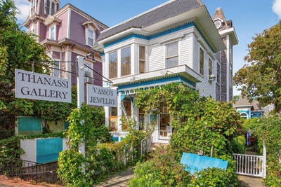 /international/us/234-commercial-street-provincetown-ma-110103115534/