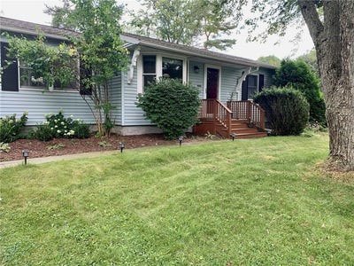 /international/us/104-joanne-drive-ithaca-ny-110108805307/