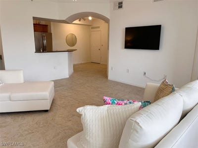 /international/us/13000-positano-circle-unit-305-naples-fl-110093696684/