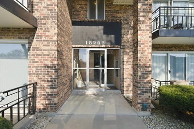 /international/us/18205-hart-drive-homewood-il-110107552292/