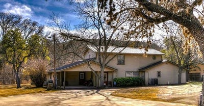 /international/us/6496-hwy-83n-leakey-tx-110105087334/