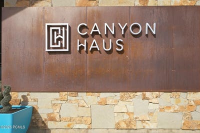 /international/us/2670-canyons-resort-drive-park-city-ut-110109824487/
