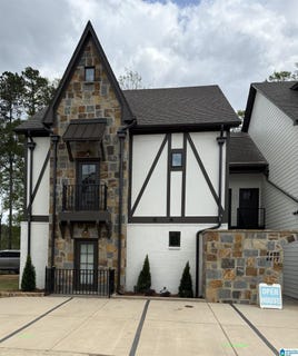 /international/us/4425-lennox-place-birmingham-al-110108499288/