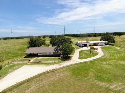 /international/us/370-cr-240-goldthwaite-tx-110098044440/