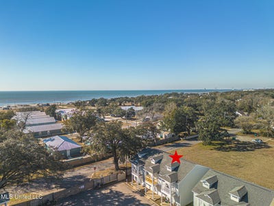 /international/us/1101-century-oaks-drive-lot-b-gulfport-ms-110105413545/