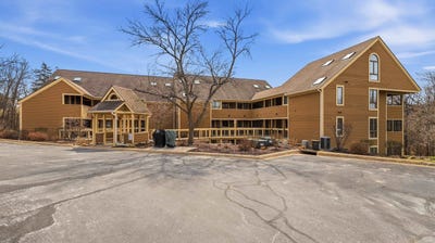 /international/us/c11-long-bay-point-drive-galena-il-110106944864/