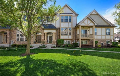 /international/us/272-bennett-drive-carol-stream-il-110107682805/