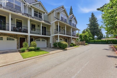 /international/us/1906-ne-48th-way-hillsboro-or-110108225766/