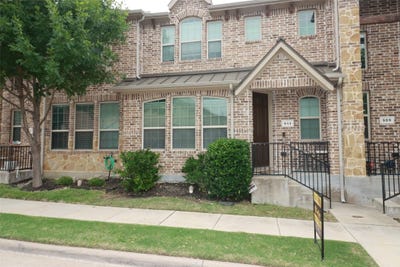 /international/us/913-shelby-lane-lewisville-tx-110107746023/
