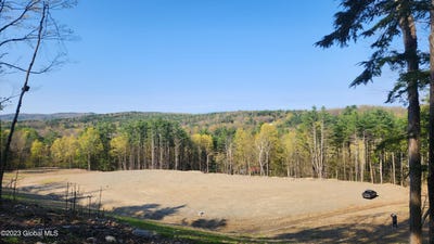 /international/us/7400-ny-66-averill-park-ny-110105885919/