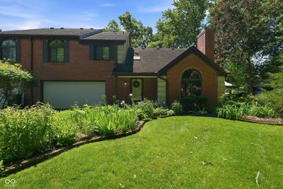 /international/us/9248-golden-woods-drive-indianapolis-in-110109006099/