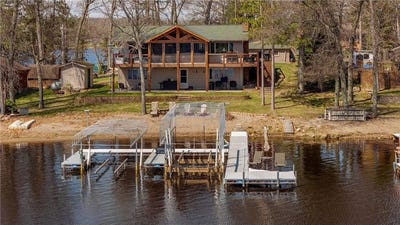 /international/us/50408-214th-place-shamrock-twp-mn-110108069045/