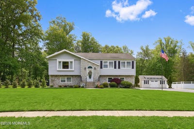 /international/us/110-whispering-pines-drive-lincroft-nj-110107844834/