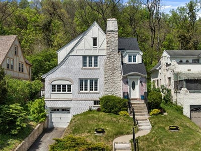 /international/us/4-corliss-terrace-wheeling-wv-110108301241/